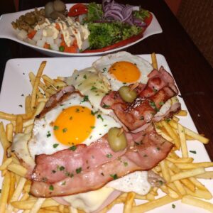 chivito canadiense al pan